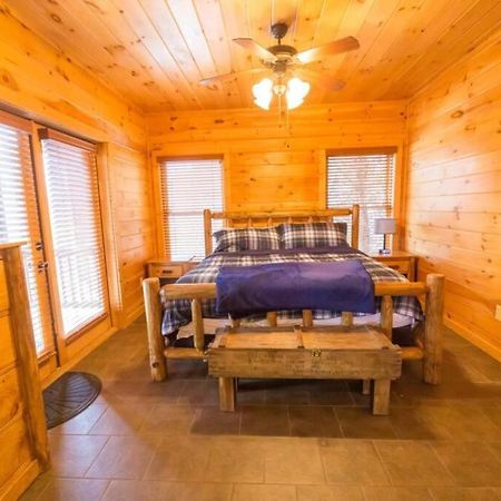 Christmas Lodge-Secluded Near Downtown Blue Ridge Ngoại thất bức ảnh