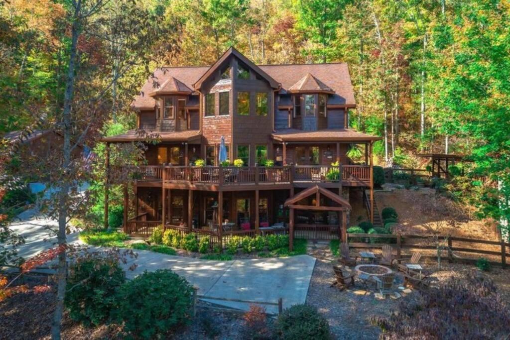 Christmas Lodge-Secluded Near Downtown Blue Ridge Ngoại thất bức ảnh